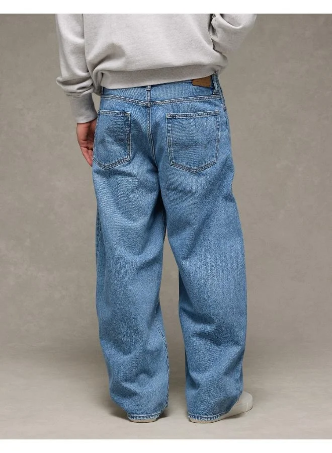 American Eagle MEDIUM WASH AE Barrel Jean for Men | Best Price UAE