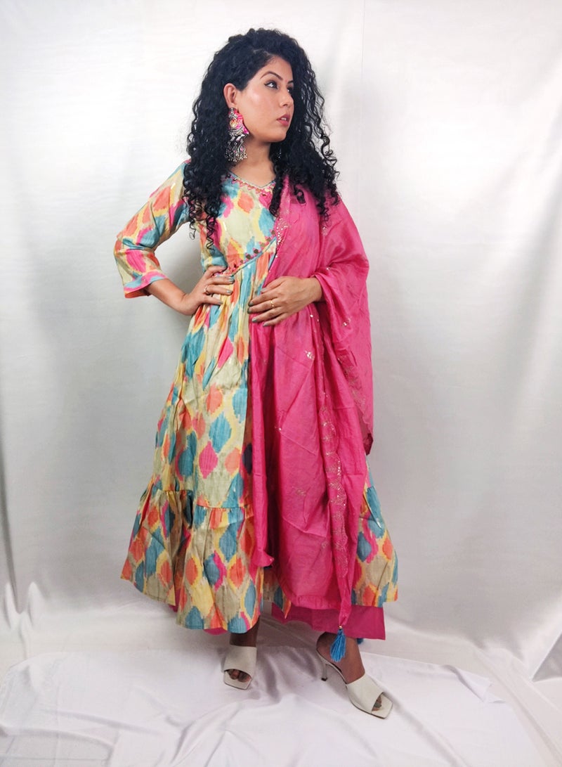 PRIYA’S PANACHE PRIYA'S PANACHE Multicolor Alia Cut Flared Muslin Kurta Pant Dupatta Set – Traditional Indian Ethnic Partywear for Women. - Image 4