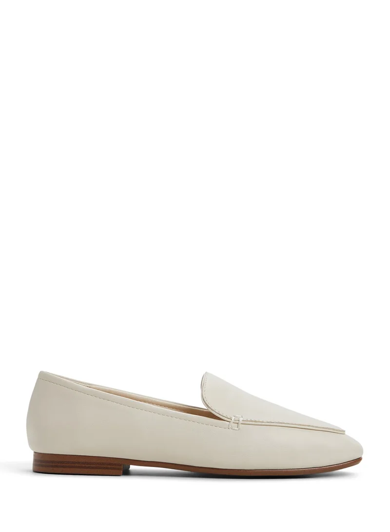CALL IT SPRING Rhiley Loafers