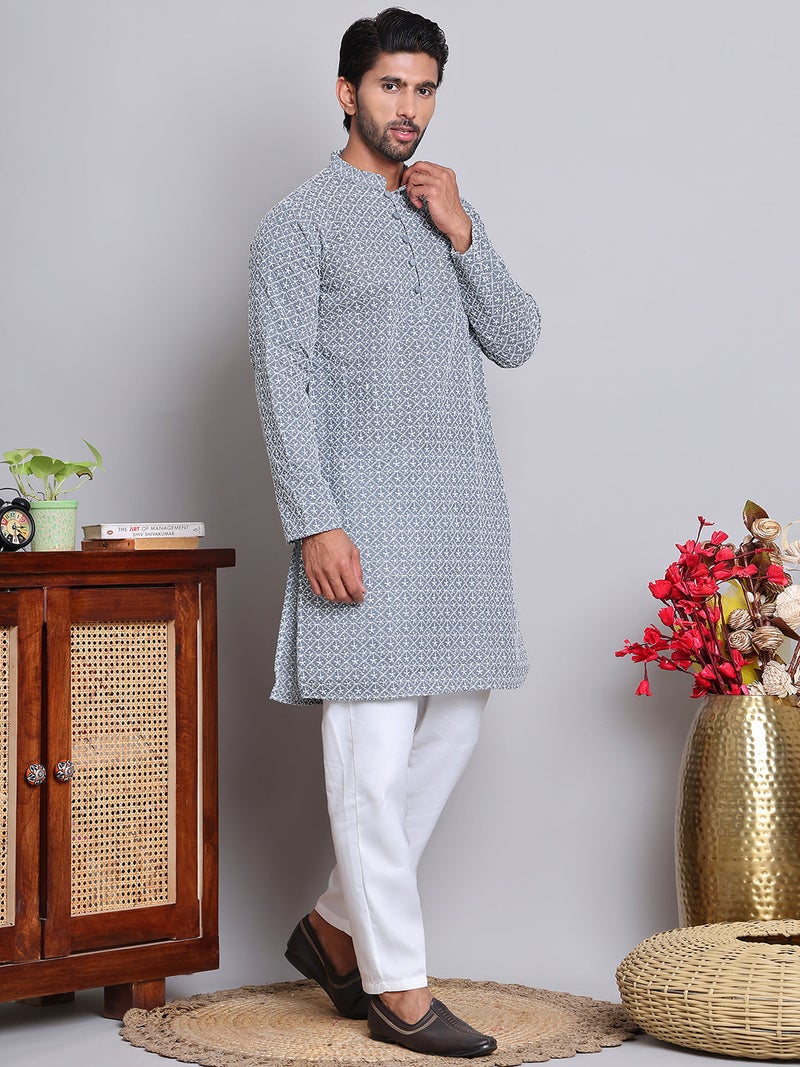 NOZ2TOZ Floral Embroidered Kurta Set for Men - Image 2