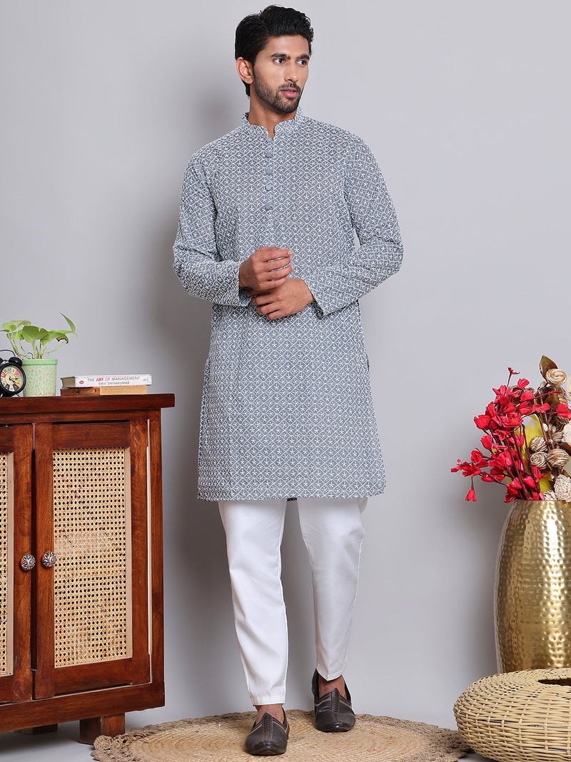 NOZ2TOZ Floral Embroidered Kurta Set for Men - Image 5