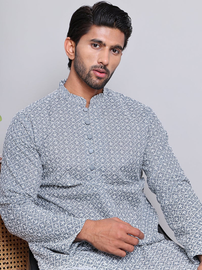 NOZ2TOZ Floral Embroidered Kurta Set for Men - Image 1