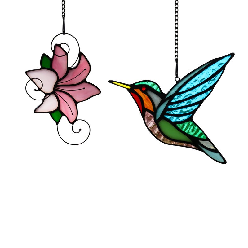 HAOSUM Hummingbird with Lily Flower Stained Glass Window Hangings Hummingbird Decorations Suncatcher for Window Handmade Stained Glass Lily Flower Home Decor Gift for Mom