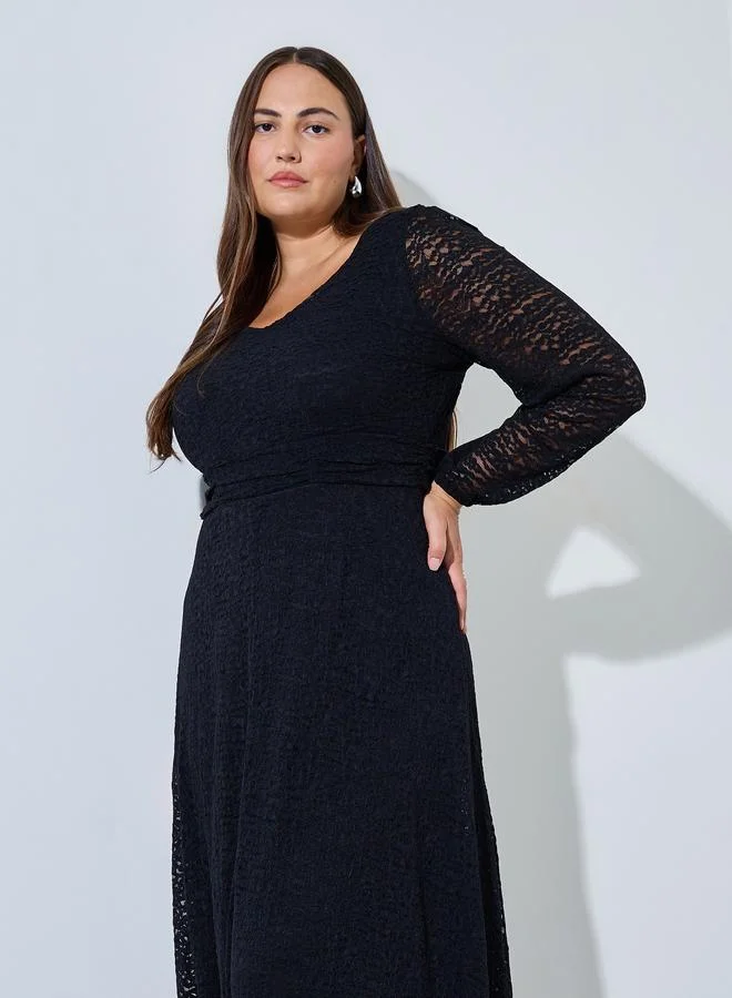 Styli Plus Size Black Lace Details A-Line Maxi Dress