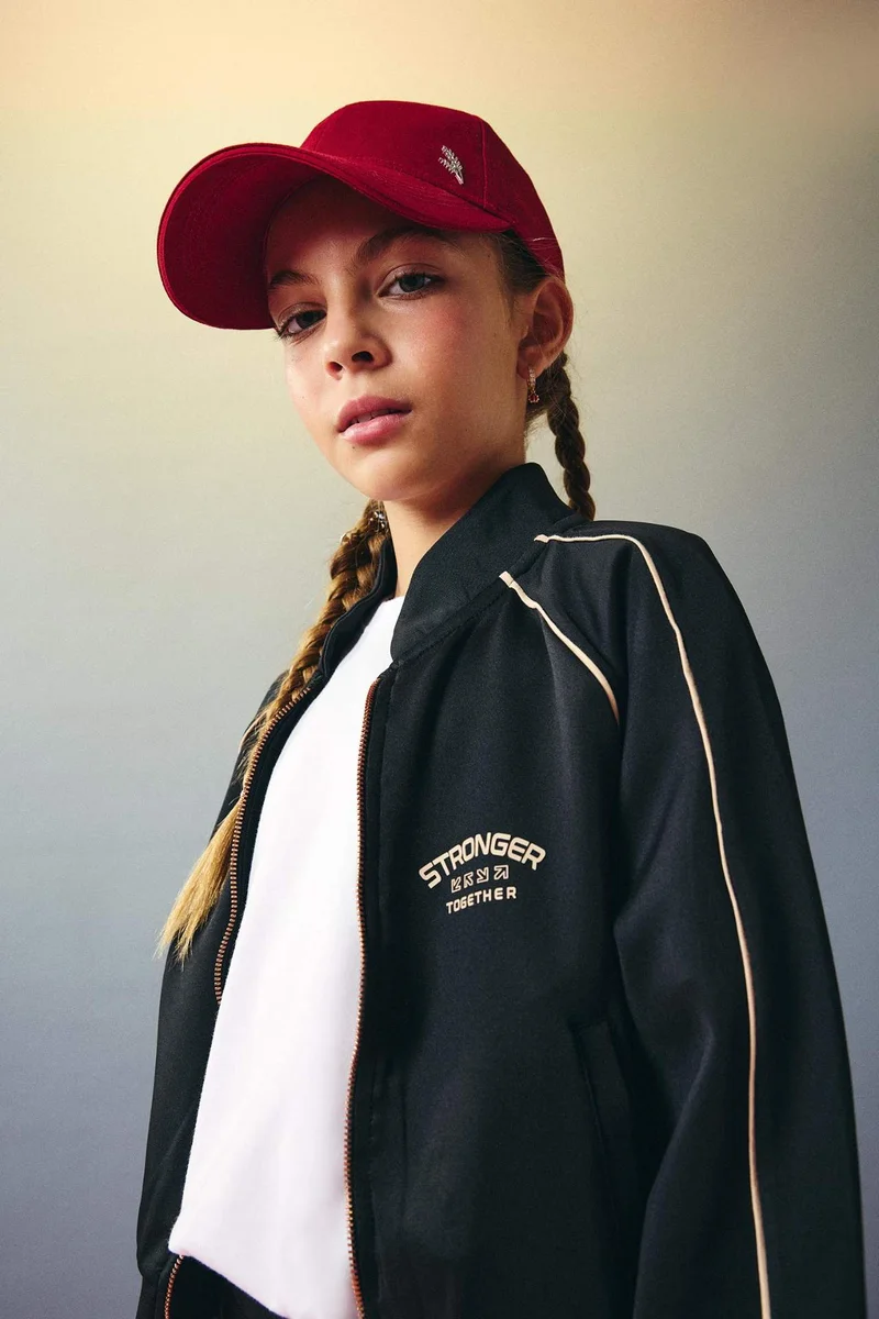 ديفاكتو Girl Slogan Printed Crew Neck Scuba Diving Cardigan