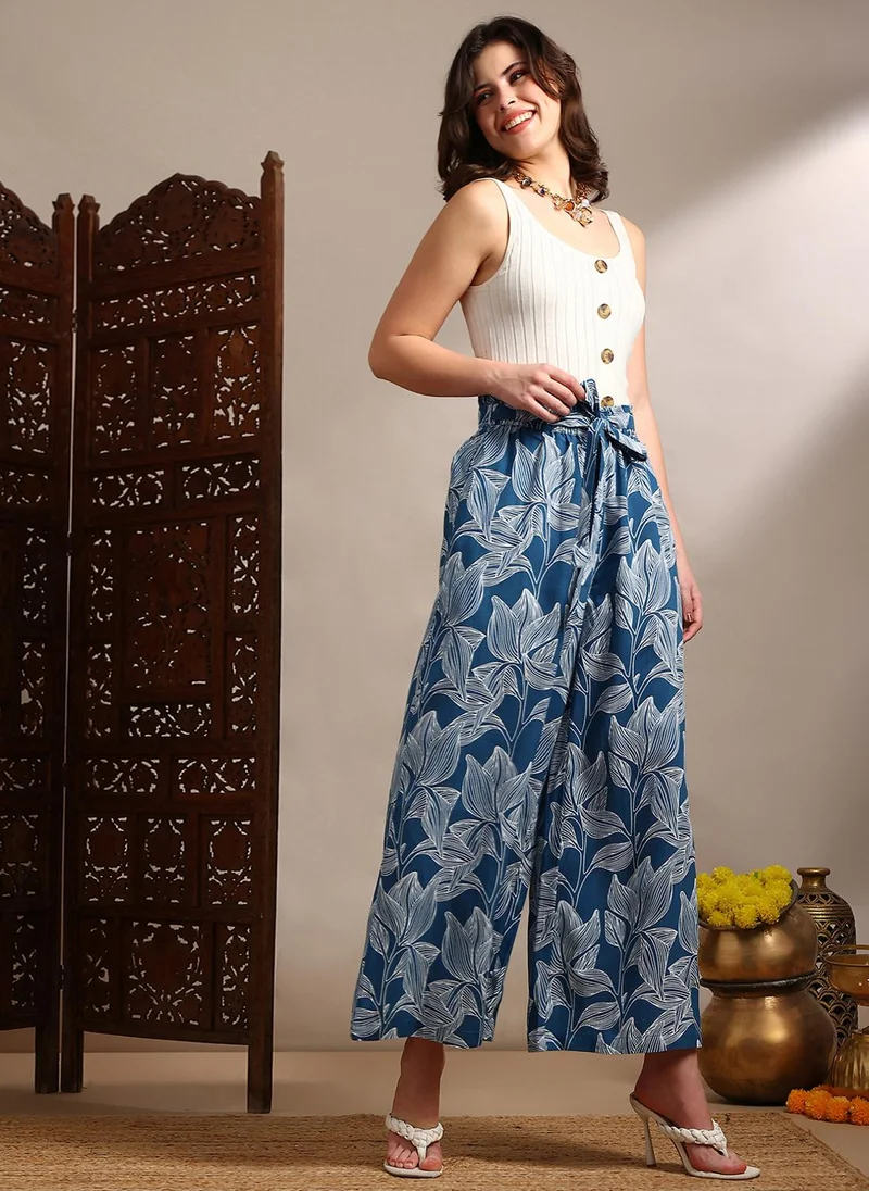 جلو باص بنطلون نسائي واسع الساق بخصر عالٍ وحزام وطبعات زهور شاملة من جلوبس