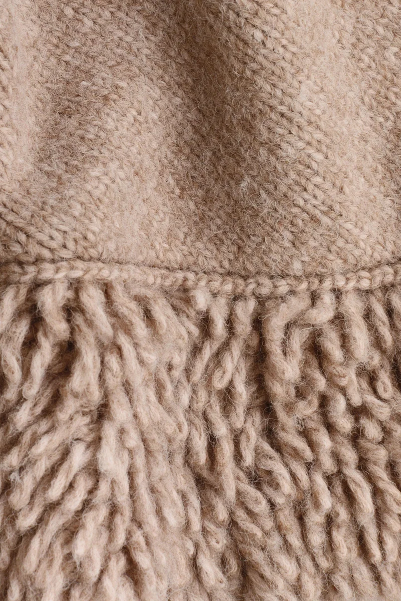 اتش اند ام رداء كيب محبوك