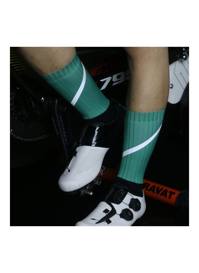 NIBEMINENT - Reflective Stripe Cycling Socks - Image 1
