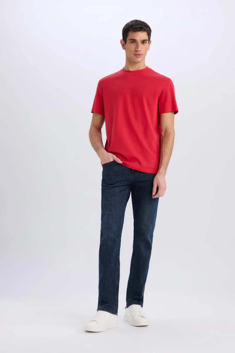 ديفاكتو New Regular Fit Crew Neck Basic T-Shirt