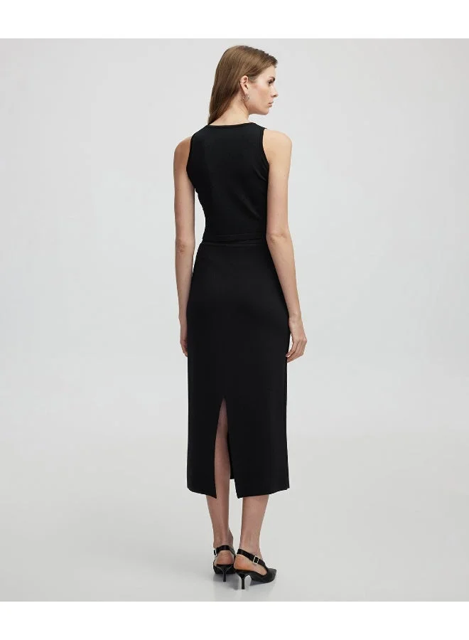 ابيكول بلوزة تريكو مزينة بأحجار الراين