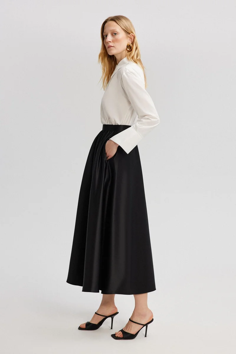 توتشي Prive Pleated Satin Skirt