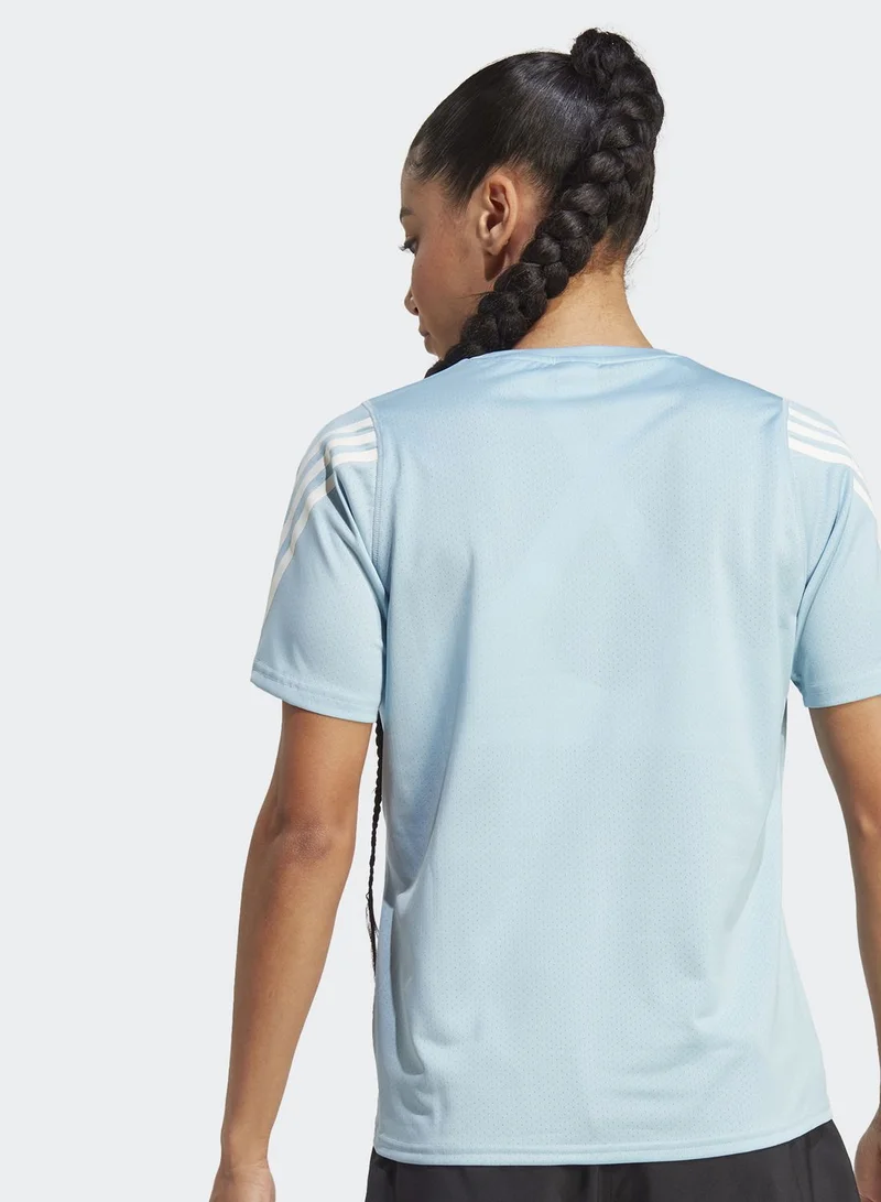 adidas تيشيرت عصري مزين بخطوط علامة الماركة
