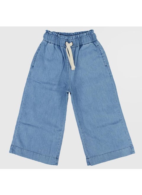 Wide-Leg Jeans