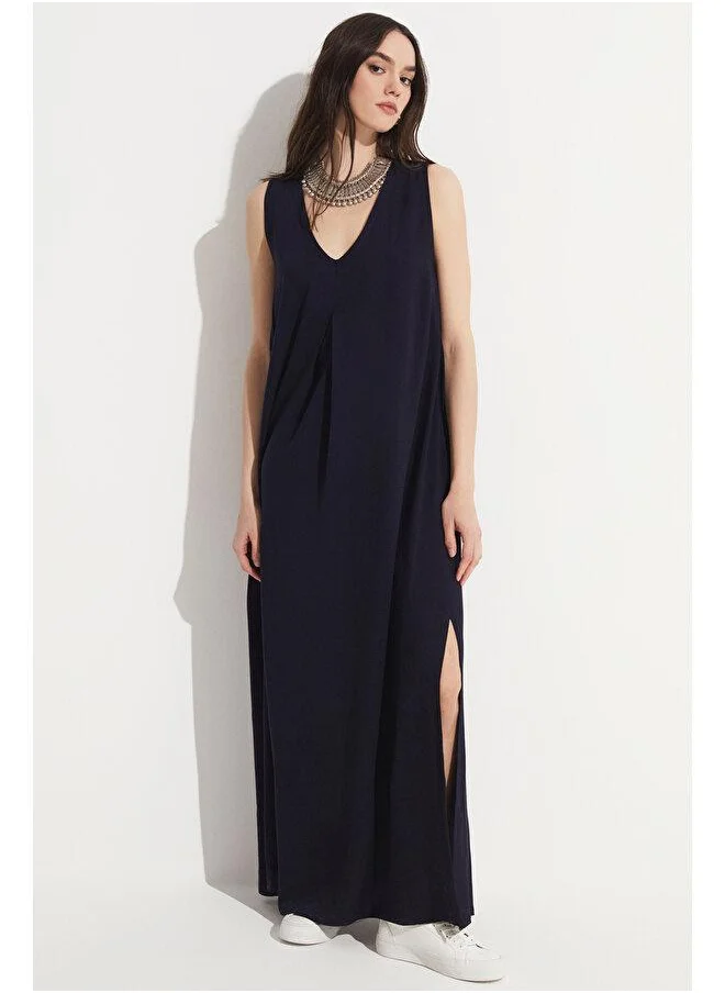 JUNE June V-Neck Pleat Detailed Viscose Dress