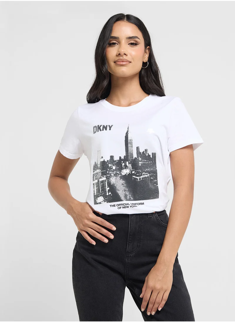 دي كاي أن واي سبورت Crew Neck T-Shirt