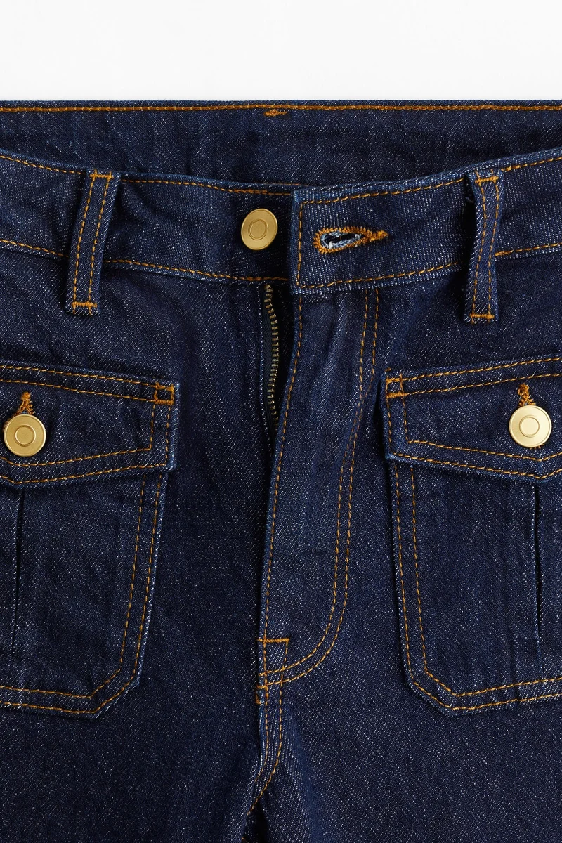 اتش اند ام جينز بقصة حافة واسعة وخصر عالي