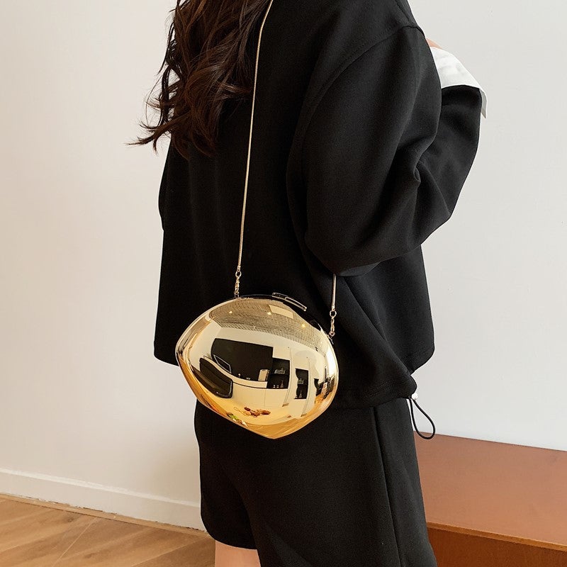 Fashion Acrylic Shell Shape Evening Shoulder Bag - Image 3