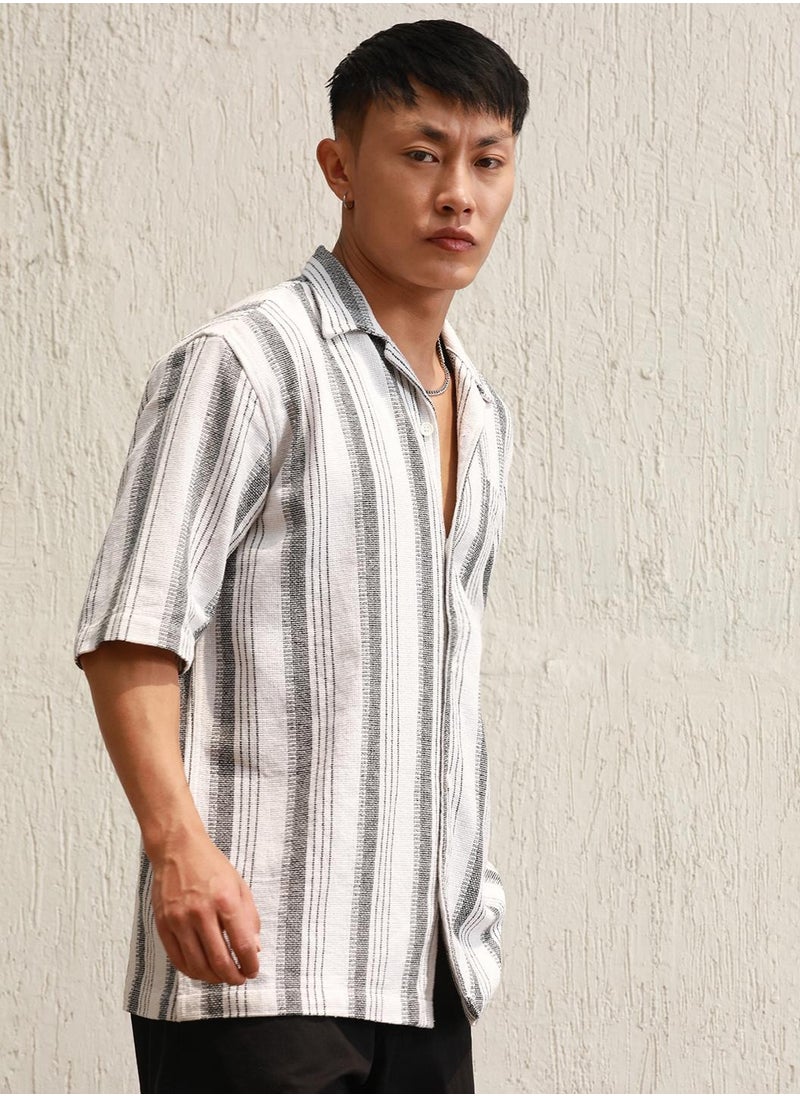 Hubberholme Relaxed Fit Vertical Striped Resort Collar Crochet Cotton Casual Shirt for Men  - Image 2