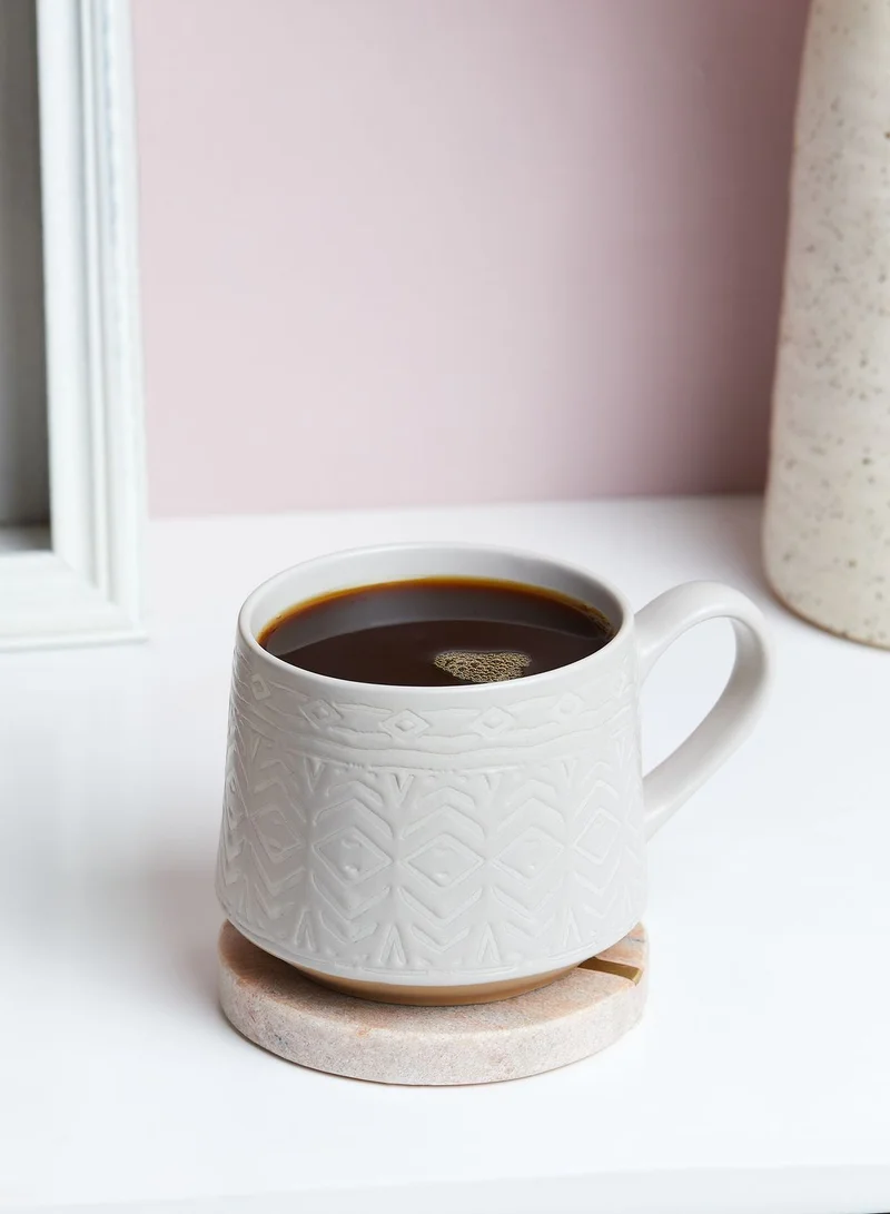 Noire Edit Embossed Geo Mug