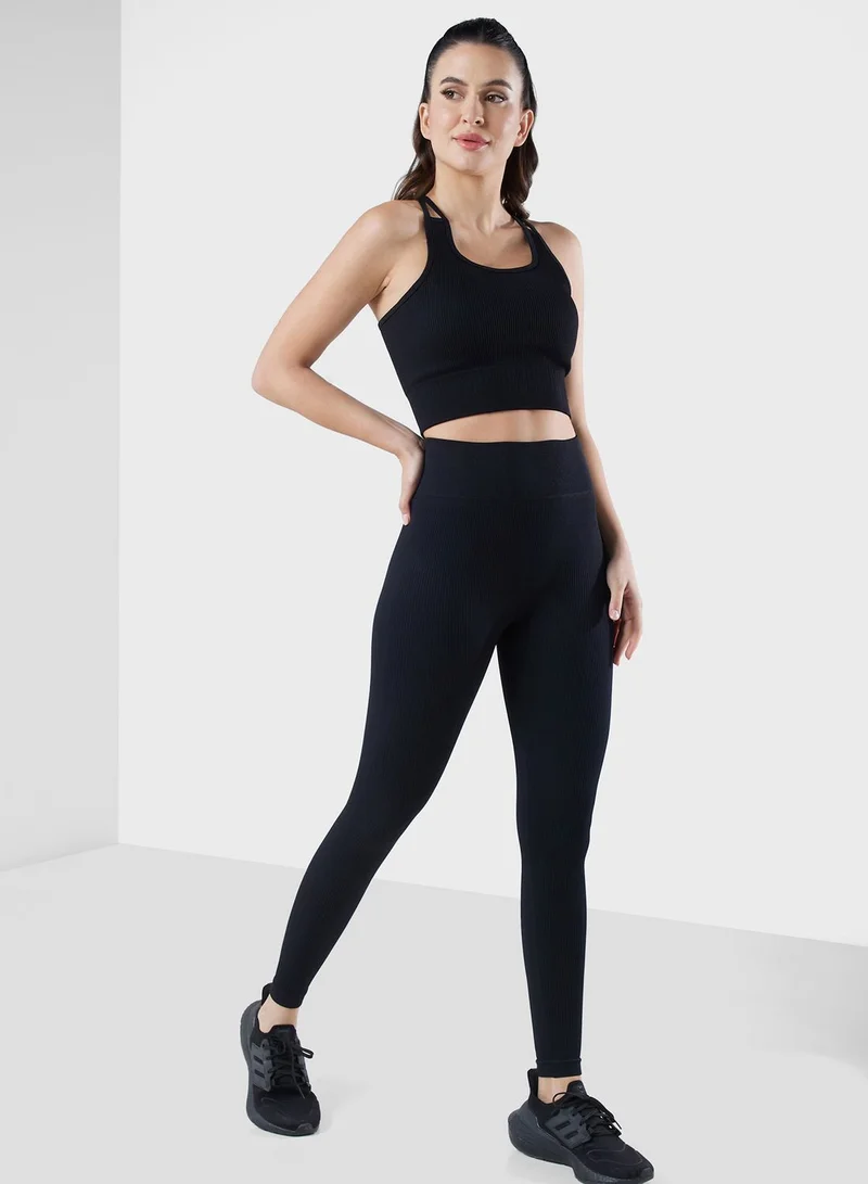 كون.يوغا Cross Back Sports Bra