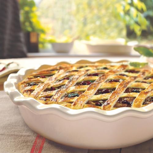 Emile Henry 9"/1.4 qt Pie Dish | Clay - Image 4