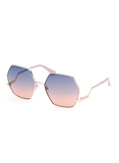 GUESS نظارة شمسية نسائية معدنية بتصميم غير متماثل ومضادة للأشعة فوق البنفسجية GU781528W61 - مقاس العدسة: 61 مم - لون ذهبي وردي لامع  - Image 1