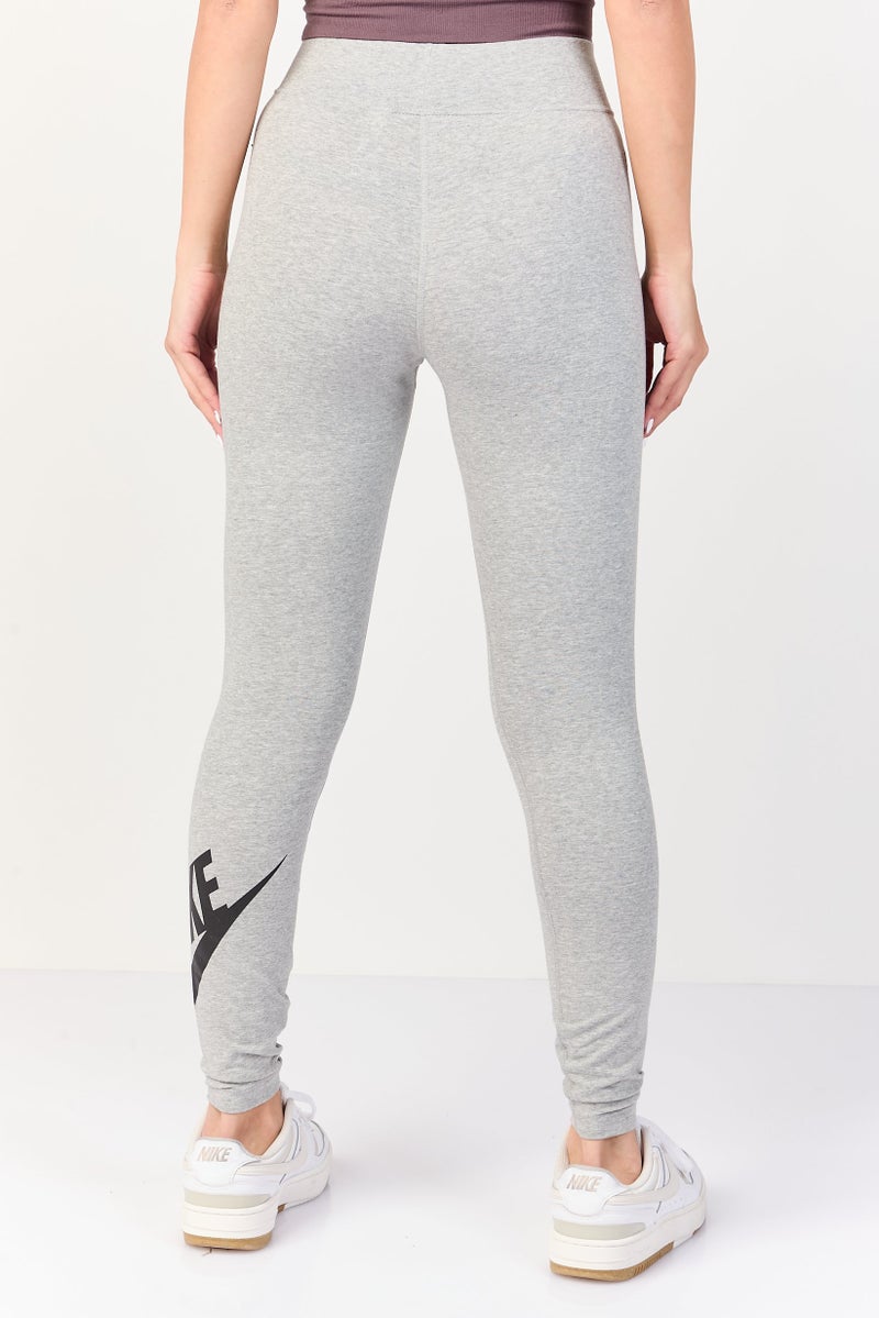 Nike ليجنز نسائية ضيقة مناسبة للخارج، رمادي - Image 4
