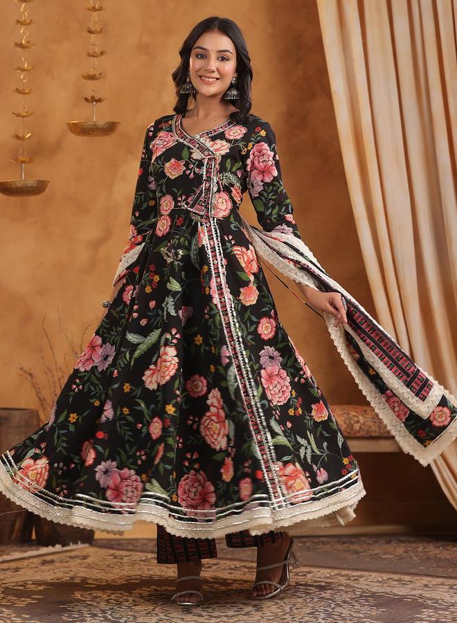 ISHIN Women's Black Cotton Printed Tunic Upper Calf Length Palazzo Bottom Flared 3 Peice Kurta Set - Image 1