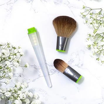 Ecotools مجموعة فرش Total Senses تشمل 2 رؤوس قابلة للتبديل ومقبض مع شعيرات مغلفة بشكل قوي لتطبيق الأساس بشكل موحد وخالي من الخطوط منتج نباتي ECOTOOLS - Image 4