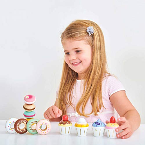Le Toy Van - Adorable Honeybake Petit Four Cupcakes | Childrens Wooden Food Pretend Toy Cakes | Birthday Cake Or Afternoon Tea Role Play Toy (TV331) - Image 2