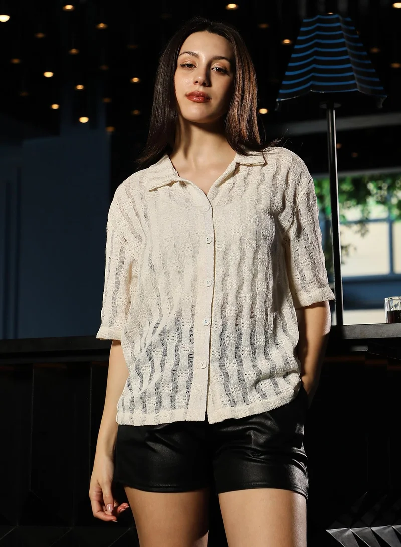 بينيا كولادا قميص نسائي فضفاض محبوك بفتحات دائرية وياقة كوبية وأكمام قصيرة