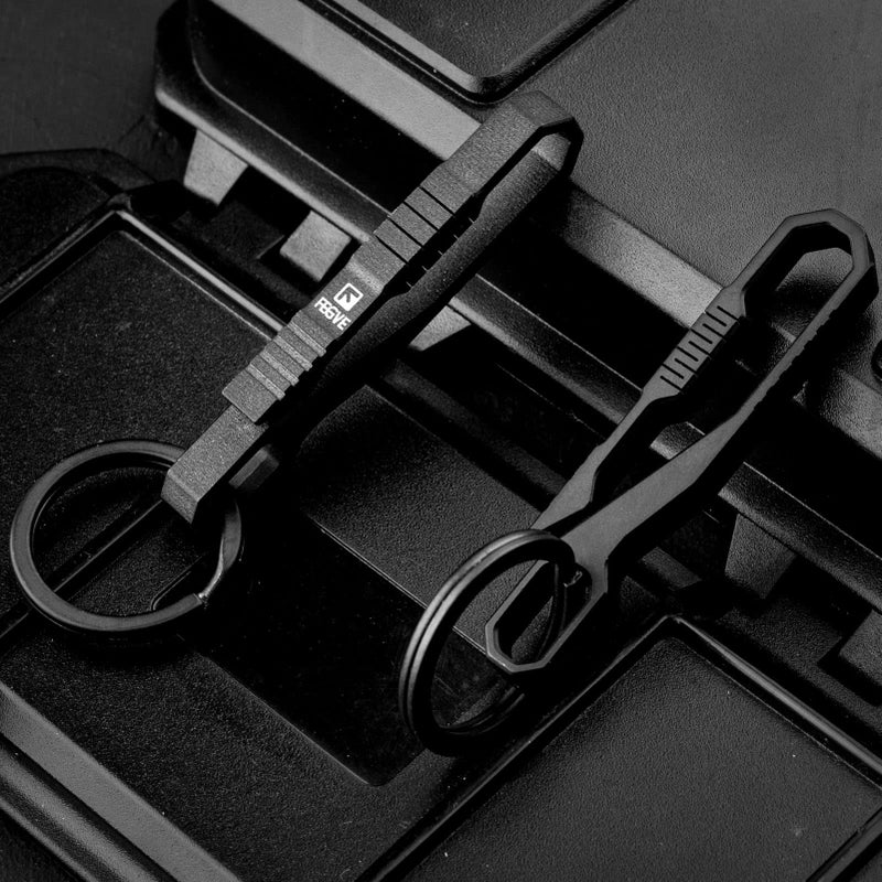 TISUR TISUR Keychain Pocket Clip, Quick and Easy Access to Keys, Titanium Key Holder with Detachable Keyring, Gifts for Men Women (25mm Black Ti Ring)  - Image 4