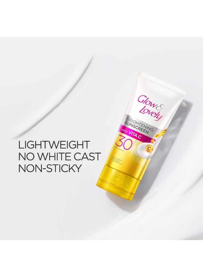 جلو آند لوفلي واقي شمس مُشرق وجميل بعامل حماية SPF 30 | فيتامين سي | PA ++++ | خفيف الوزن | غير لزج | لا يترك طبقة بيضاء | 50 غرام - Image 3
