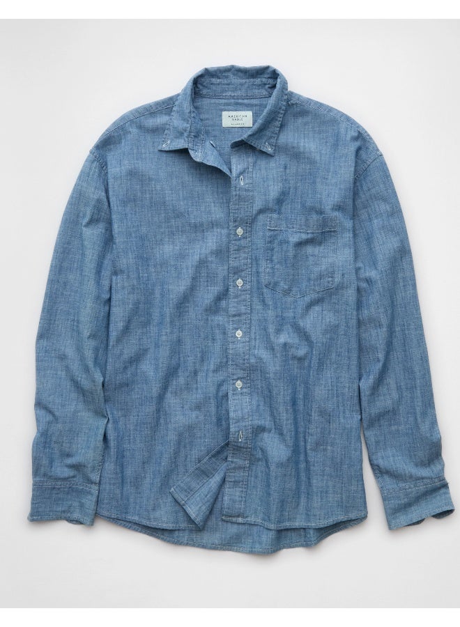 American Eagle AE Everyday Relaxed Chambray Button-Up Shirt  - Image 4