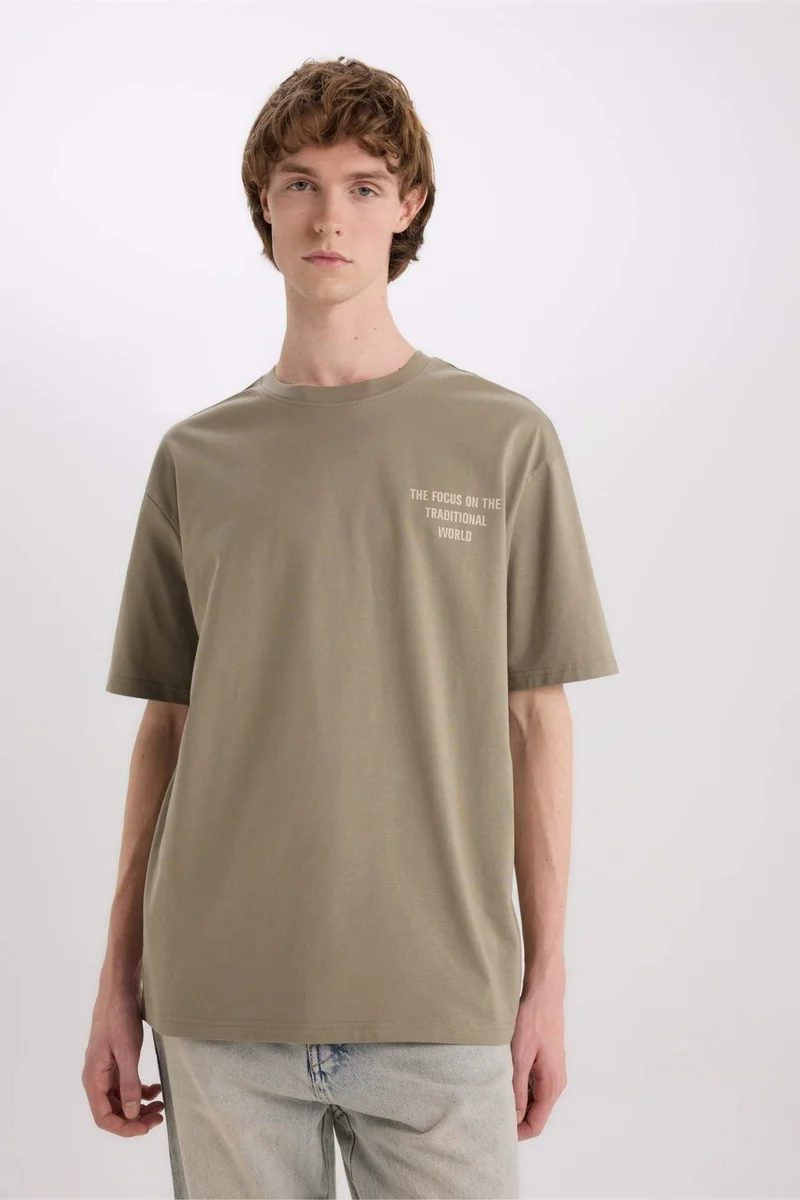 ديفاكتو Cotton Boxy Fit Crew Neck Back Printed T-Shirt