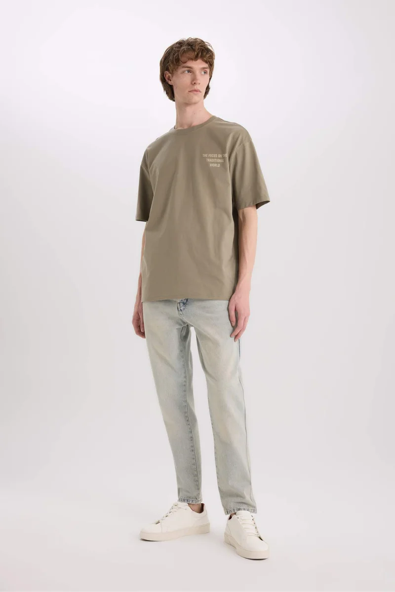 ديفاكتو Cotton Boxy Fit Crew Neck Back Printed T-Shirt