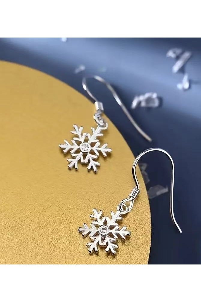 Home Clearance Sale Elegant Snowflake Drop Dangle Earrings for Women - Christmas Holiday Festive Zinc Alloy No-Plating Ear Jewelry with Hook, Perfect for Banquet and Special Occasions - Nickel-Free, All Seasons Accessory - Image 3
