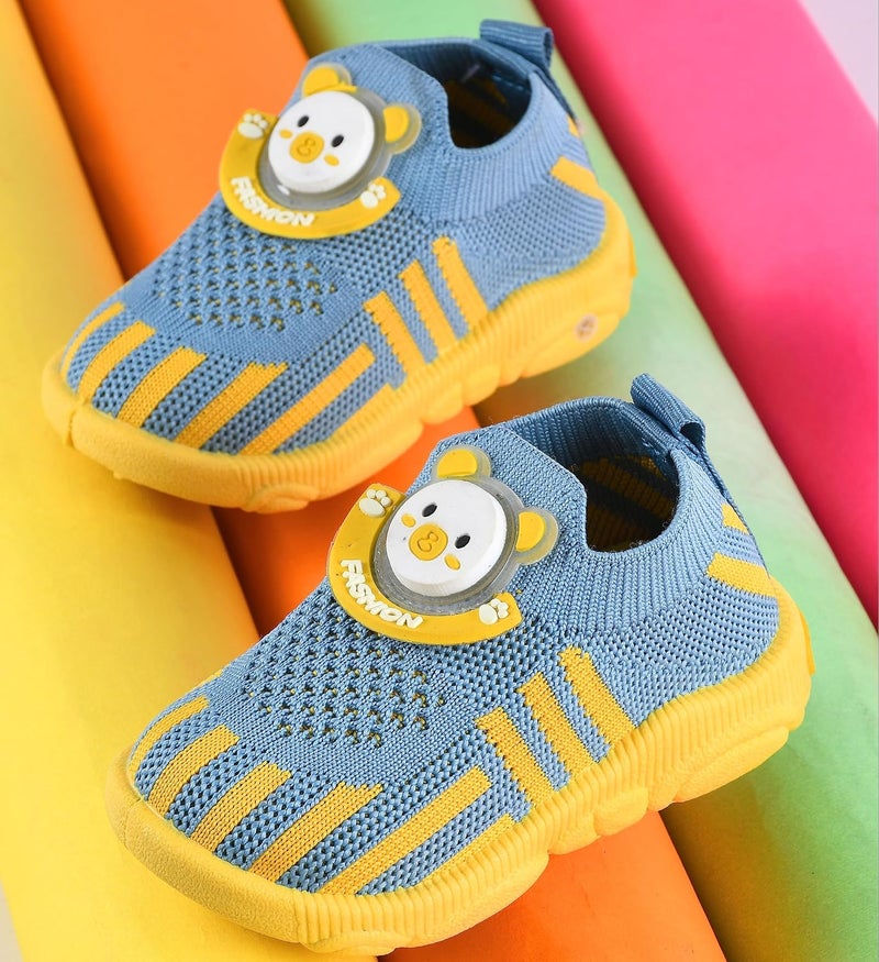 KATS SHOES Store أحذية كاتس الموسيقية الممتصة للصدمات بصوت تشو-تشو للأطفال، للأولاد والبنات من 9 أشهر إلى 12 شهرًا مصنوعة من مواد غير سامة ونعل بولي فينيل كلوريد ناعم | أحذية رياضية موسيقية - Image 4