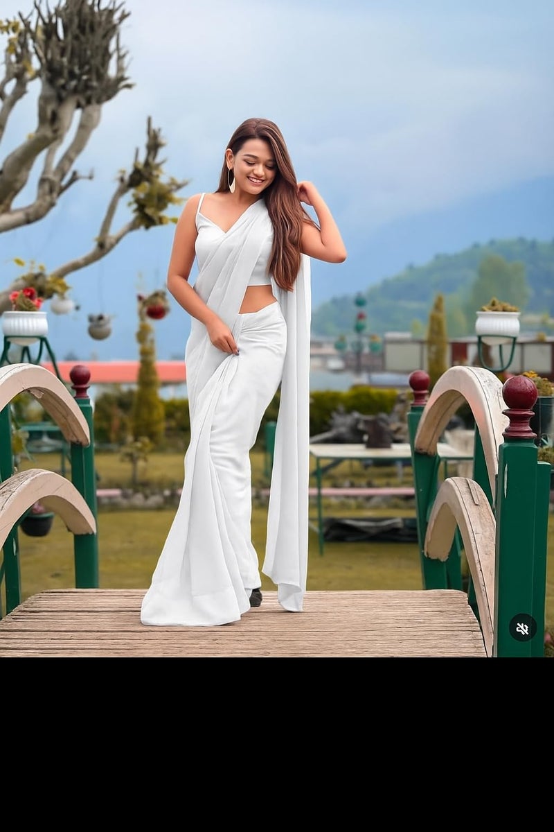ANSHMJIMN Women's Plain Pure Georgette Saree With Unstitched Blouse Piece (White) - Image 4