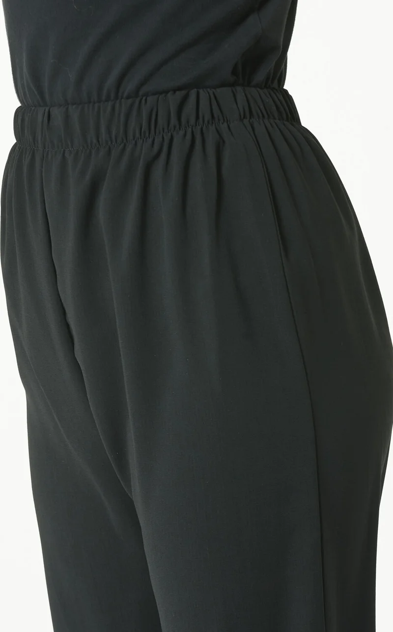 ايهفان Women's Umrah and Hajj Dress Elite Fabric Black
