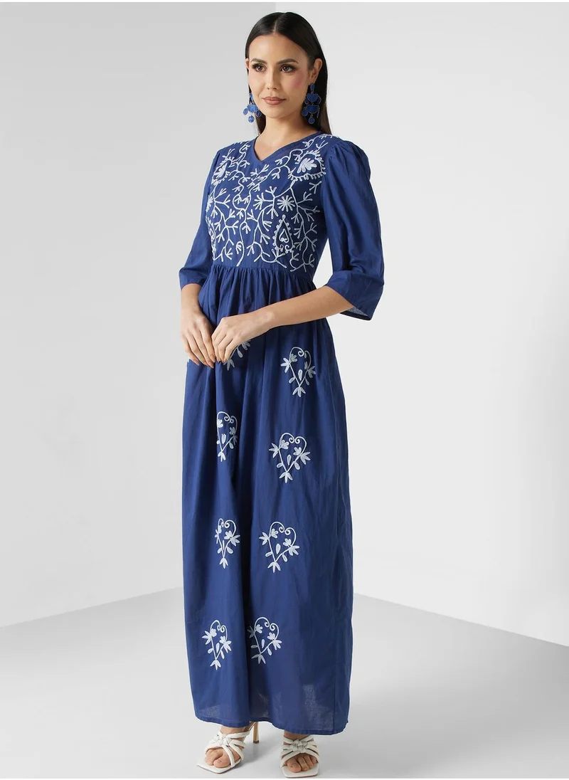 ARABIAN CLOSET Embroidered Tiered Jalabiya