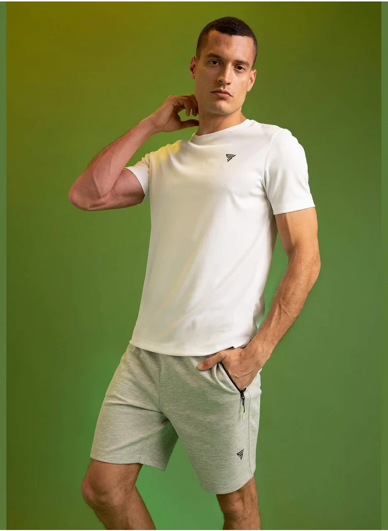 ديفاكتو Man Slim Fit Crew Neck Knitted T-Shirt