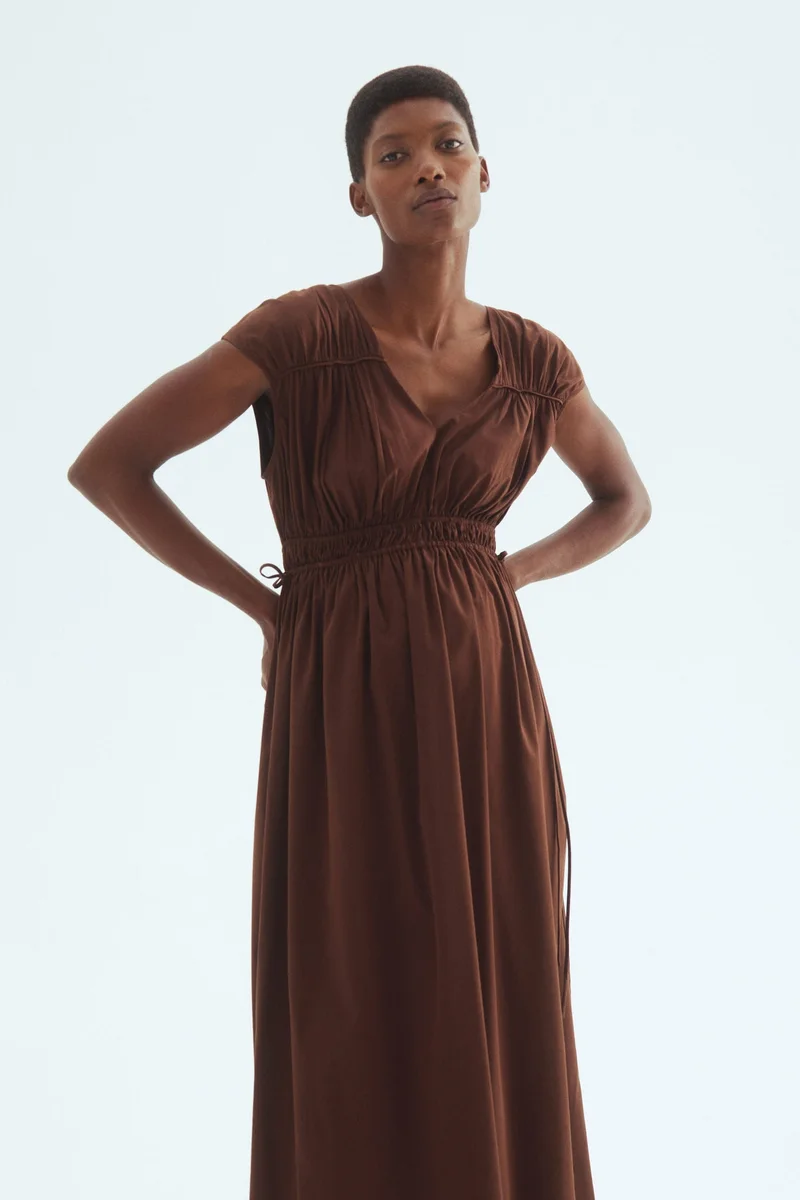 H&M MAMA V-neck dress