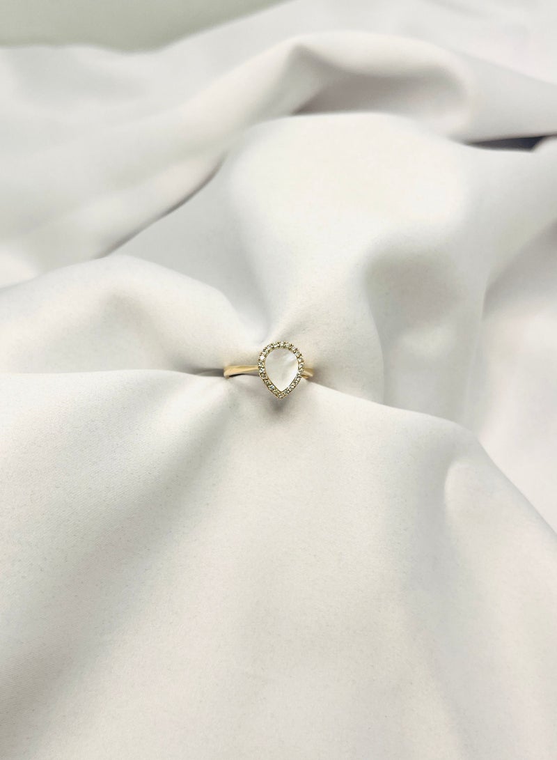 18k Gold Stunning Diamond Ring with Mother of Pearl 