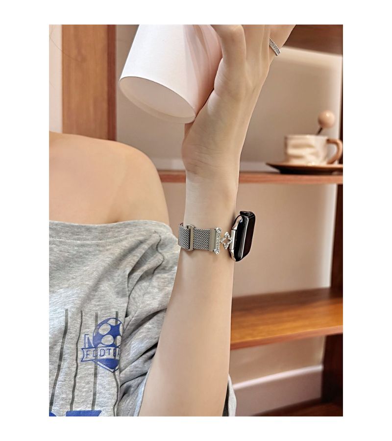 حزام ساعة سيلفري ميلانيزي بتصميم النجمة المتقاطعة، متوافق مع ساعة iWatch لأحجام 38mm و40mm و41mm و42mm - Image 1