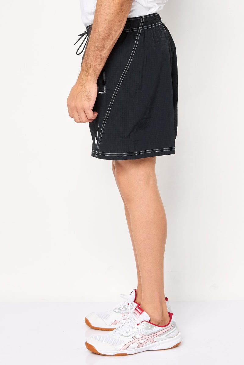 Nike Men Standard Fit Outdoor Shorts, Black - Image 3