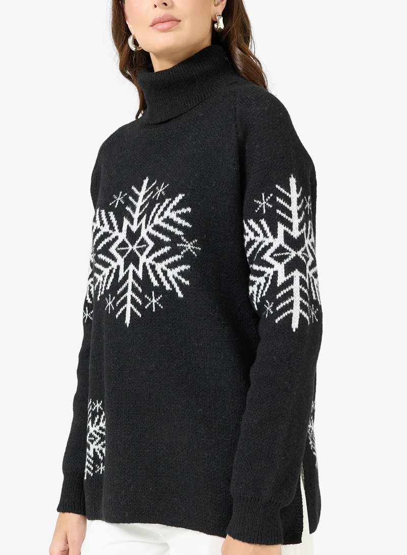 ايلا كنزة بياقة سلحفاة مطبوعة