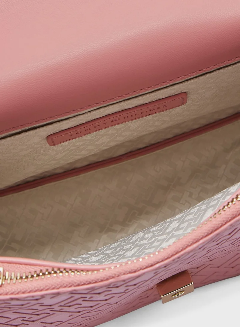 TOMMY HILFIGER Refined Medium Crossbody