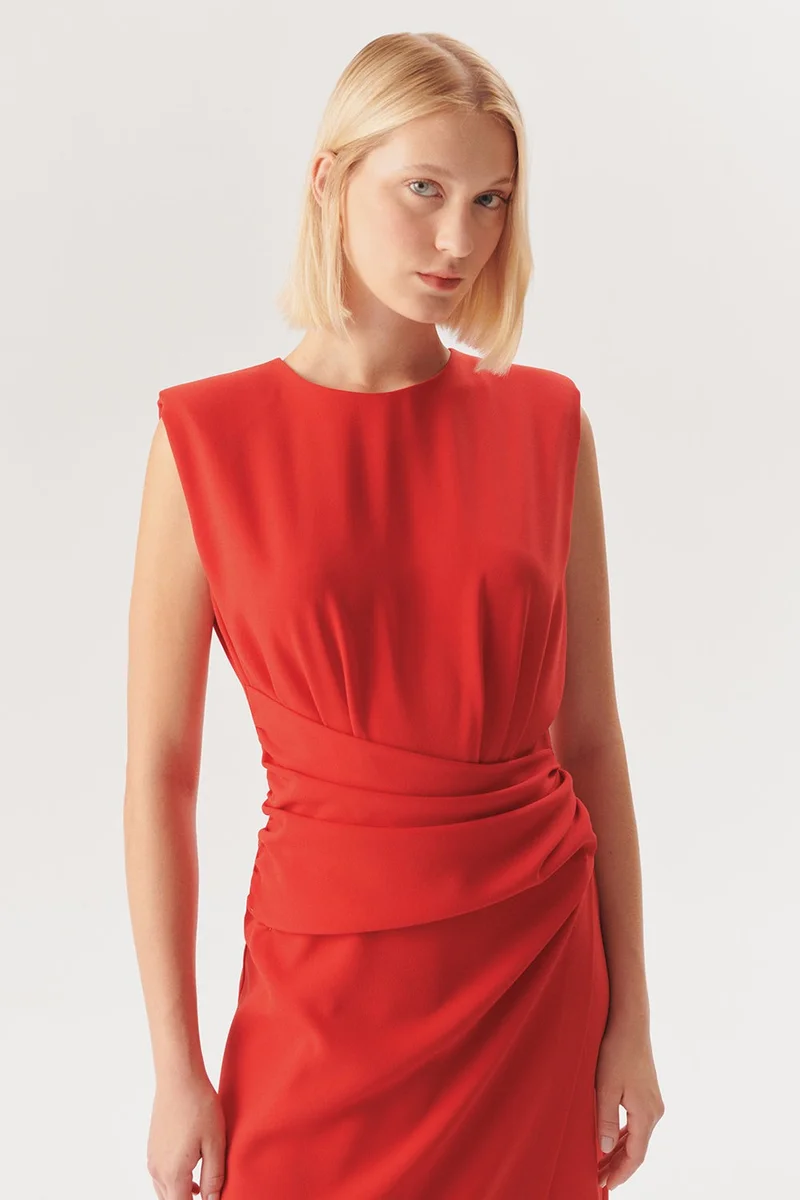 EXQUISE Red Sleeveless Draped Midi Dress