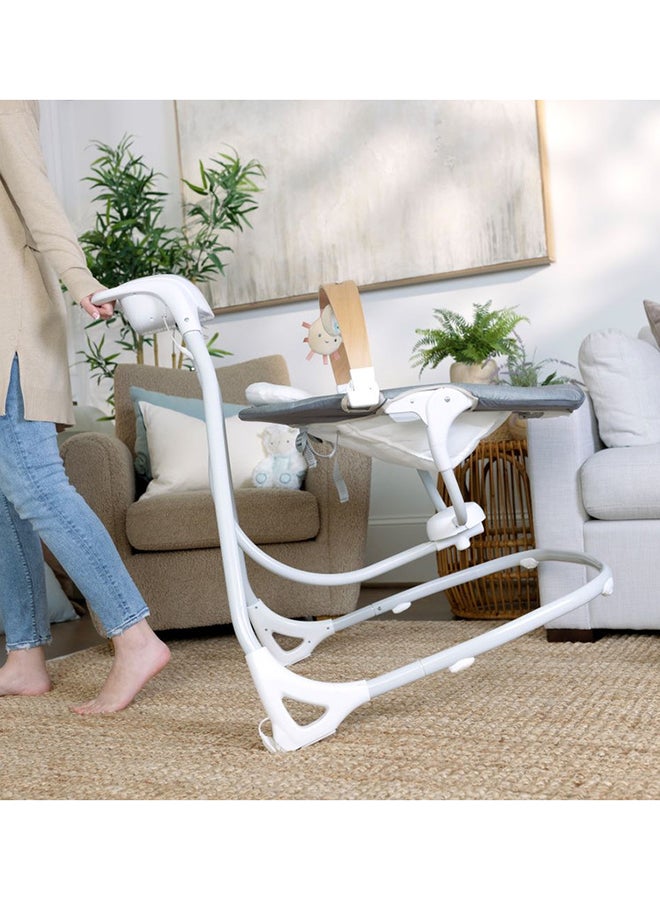 ingenuity أرجوحة مريحة بسيطة ومضغوطة مع سلك USB وحزام أمان، قطعتان تتميزان بالألعاب والأصوات، للأطفال من سن 0 إلى 9 أشهر، من باركر - Image 5